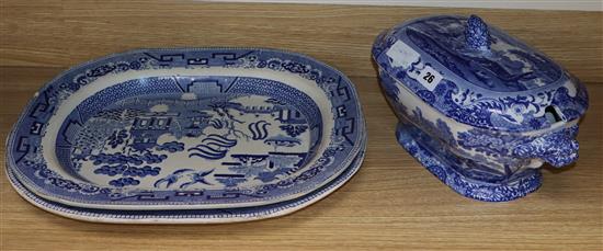 A Victorian blue and white tureen and two meat platters largest meat platter 43cm